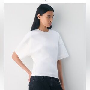 Babaton InterLock Cotton Barclay T-Shirt